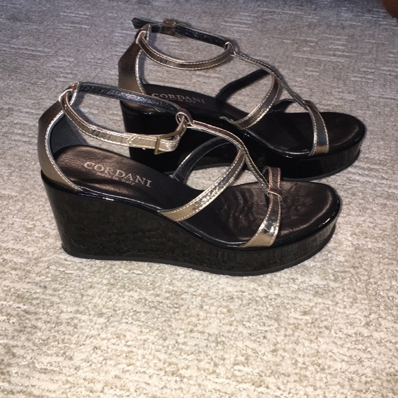 Cordani Danika Wedge Bronze Sandal - Picture 2 of 6